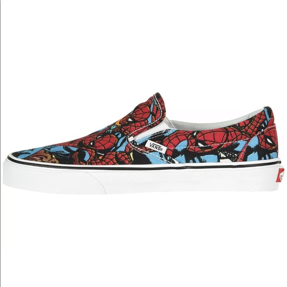 Vans Women’s Classic Slip-On Marvel Spiderman - Picture 4 of 8
